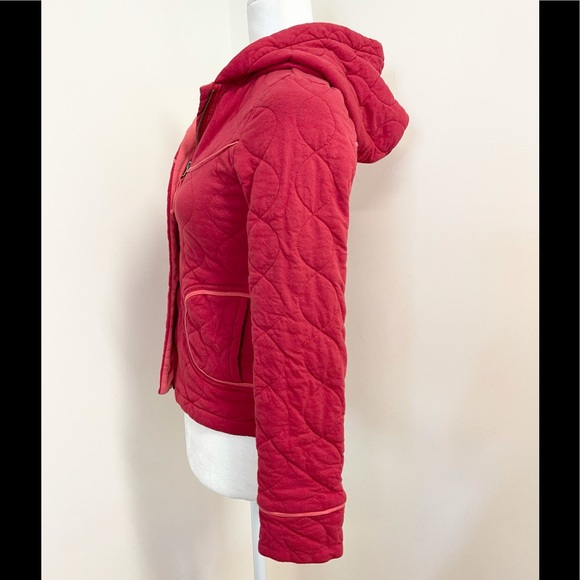 Adorable and cozy Anthropologie quilted jacket! - Picture 5 of 12